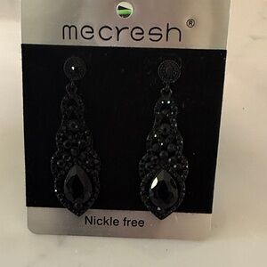 Mecreesh Black Dangle Earrings